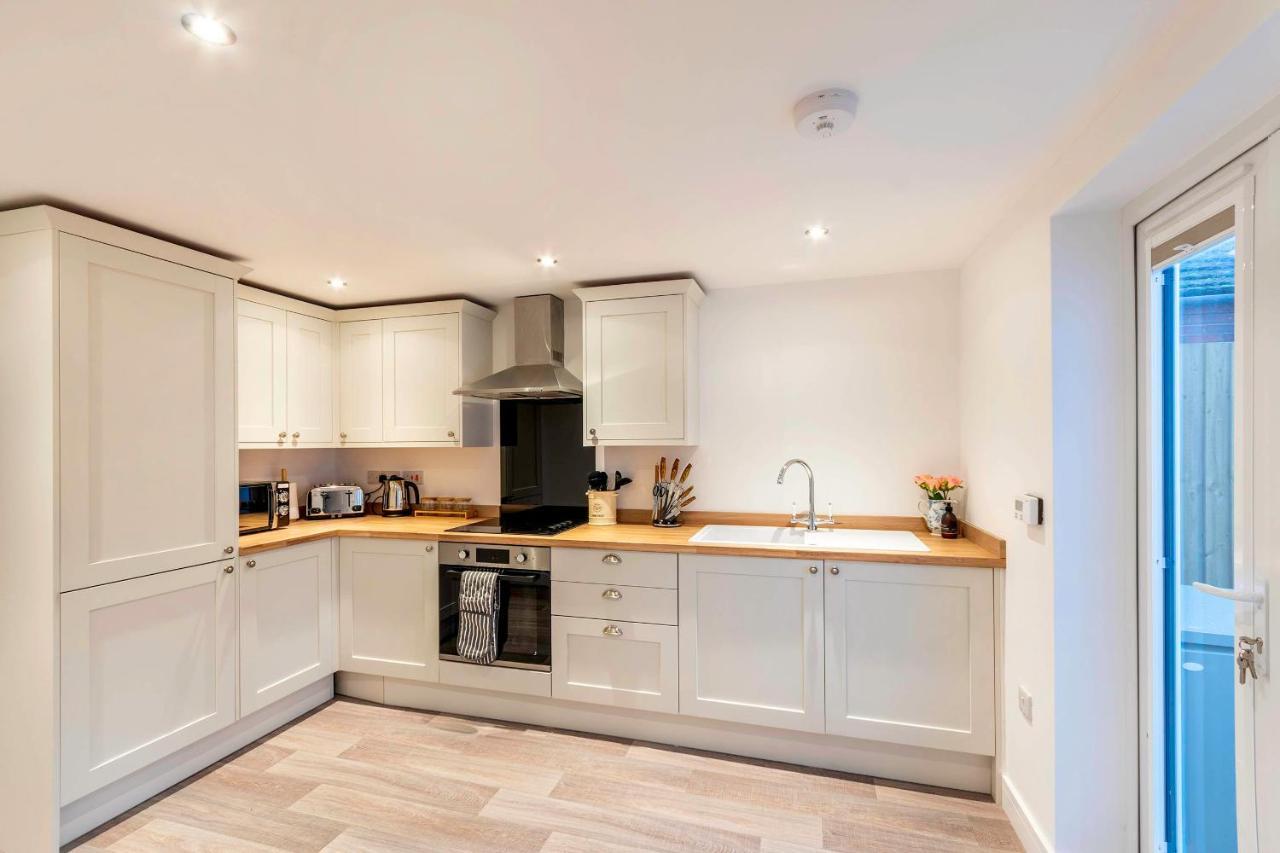Newly Renovated Rural Cottage In North Scarle Lincoln Eksteriør bilde
